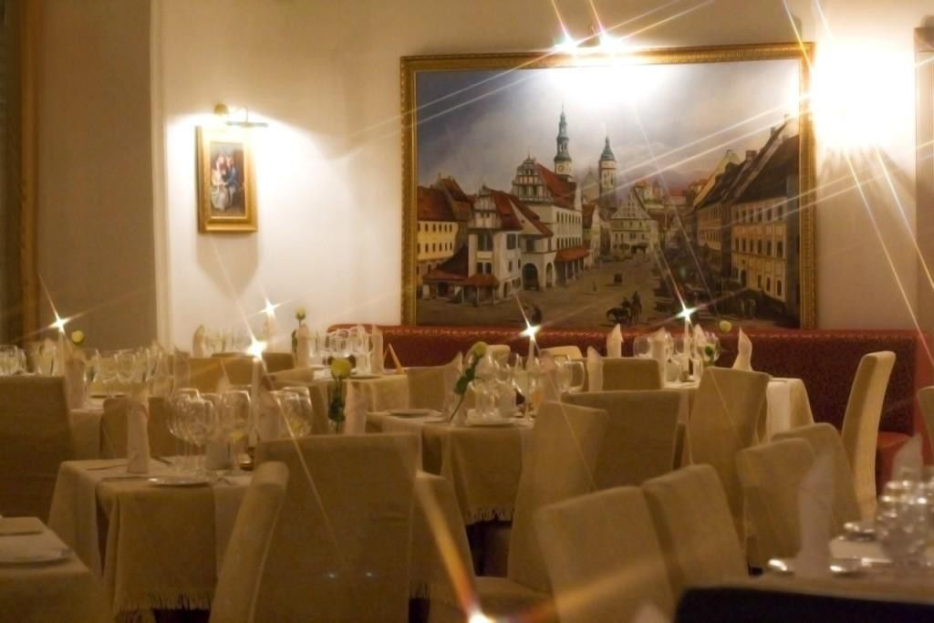 St.Olav Hotel Tallinn Restoran fotoğraf